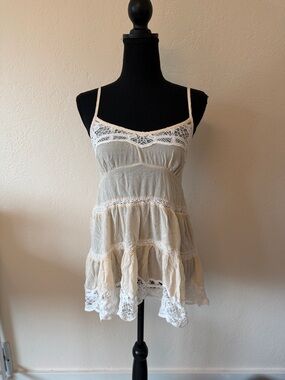 EUC FREE PEOPLE Cream Lace-Trim Tiered Cami Top SIZE SMALL